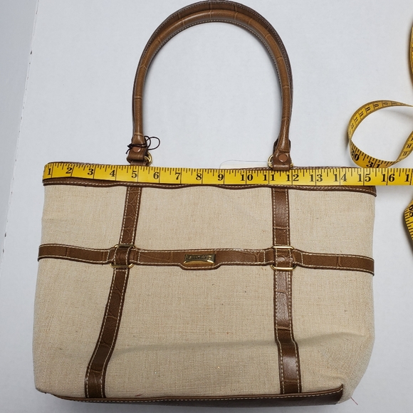 Carryland hand bag tote NWT - Picture 5 of 10